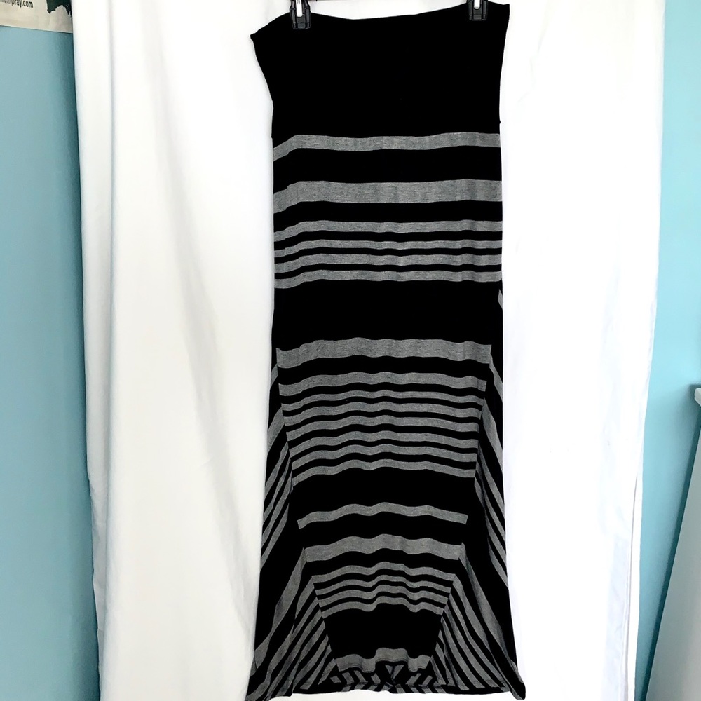 MUST HAVE MAXI SKIRT!